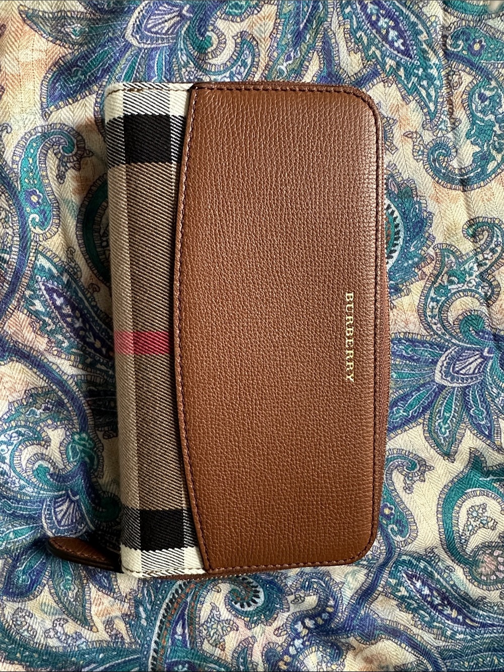 Burberry Brown Leather & Check Zip Card Holder